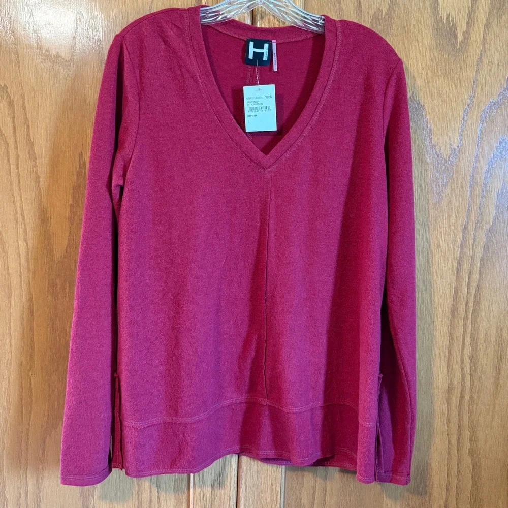NEW H by bordeaux Large V-Neck Pullover Sweater Crimson Red Long Sleeve‎ Top